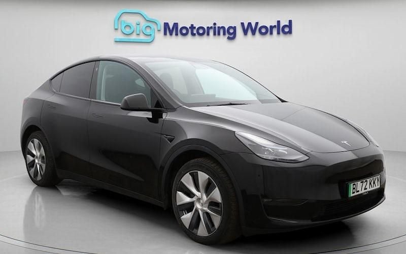 Used 2025 Tesla Model Y Long Range AWD SUV | £23,500 (Super price) - Image 1/4