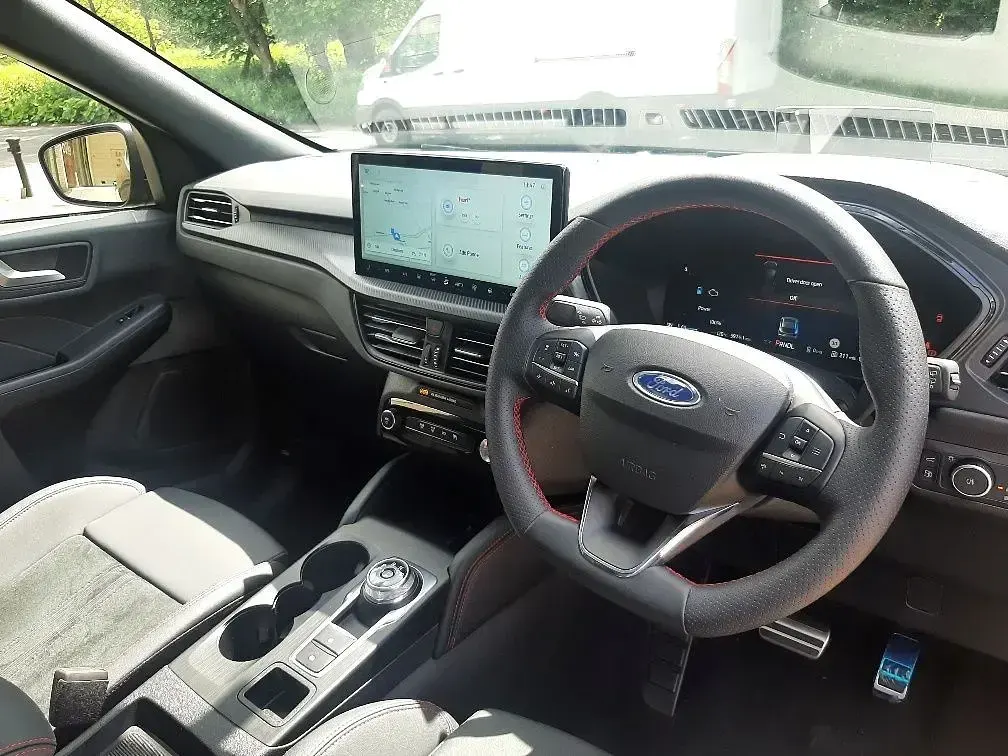 Used Ford Kuga ST-Line X 243 HP (178 kW) 2025 Agate black SUV