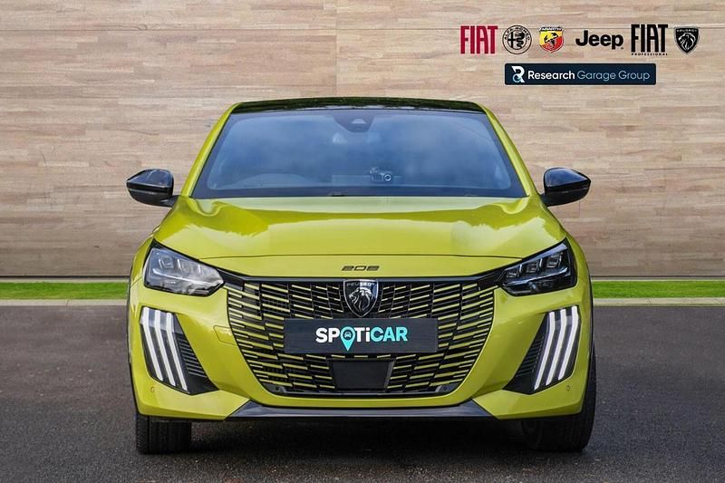 Used Peugeot 208 GT 99 HP (72 kW) 2025 Yellow Hatchback