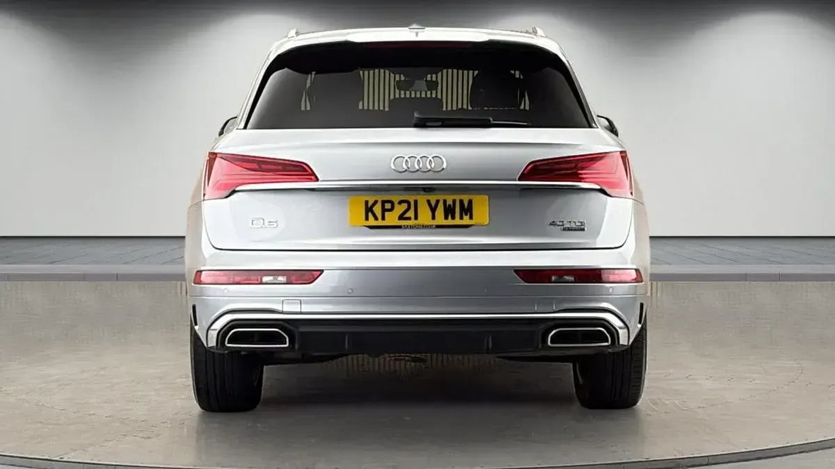 Used Audi Q5 S-Line 204 HP (150 kW) 2021 Floret silver SUV