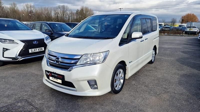 Begagnad Nissan Serena 2024 Vit