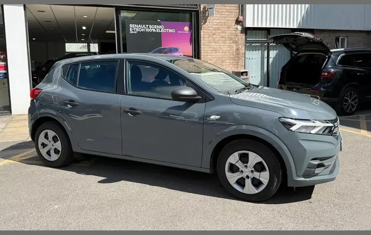 Used Dacia Sandero Essentiel 90 HP (66 kW) 2023 Grey Hatchback