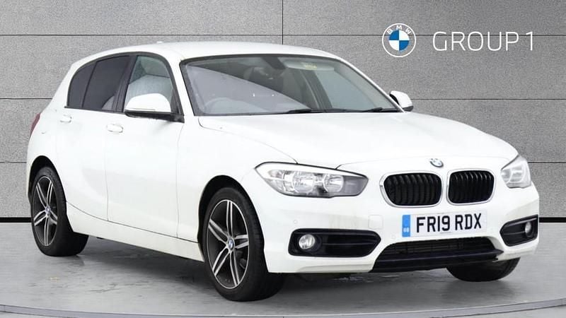 White Used 2019 BMW 118 Sport Line Hatchback | £14,850 (Good price) - Image 1/4