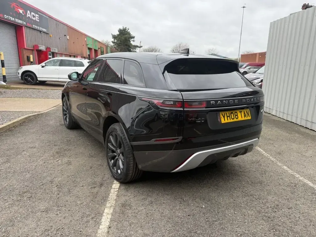 Used Land Rover Range Rover Velar SE Dynamic 2018 Black SUV
