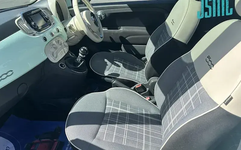Used Fiat 500 Lounge 69 HP (50 kW) 2019 Hatchback