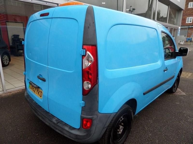 Used Renault Kangoo 44 kW (60 HP) 2012 White MPV