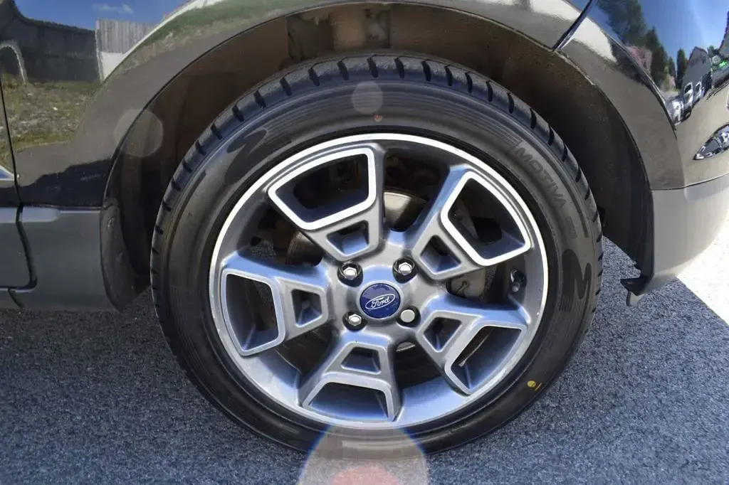 Used Ford Ecosport Titanium 95 HP (69 kW) 2016 Black SUV