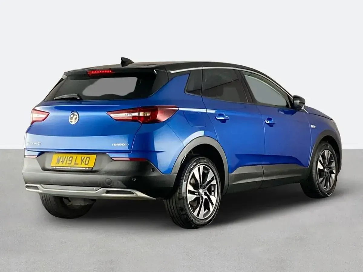 Second-hand Vauxhall Grandland X Sport 130 CP (95 kW) 2019 Albastru SUV