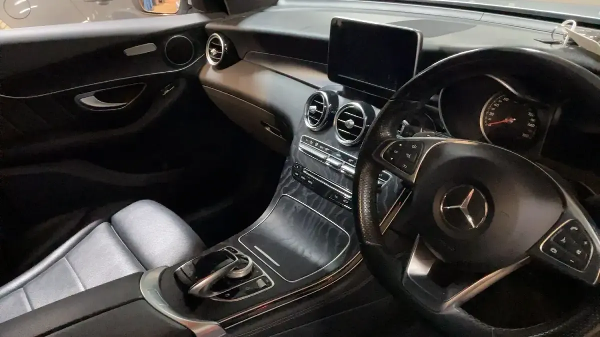 Used Mercedes GLC250 AMG line 2016 Silver SUV