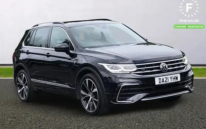Used VW Tiguan R-line 150 HP (110 kW) 2023 SUV