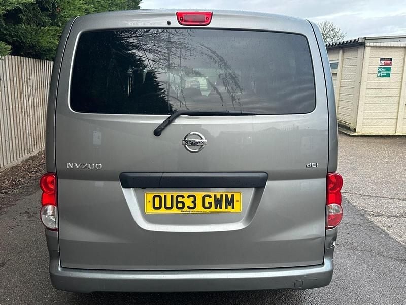 Used Nissan NV200 Acenta 89 HP (65 kW) 2013 Grey MPV
