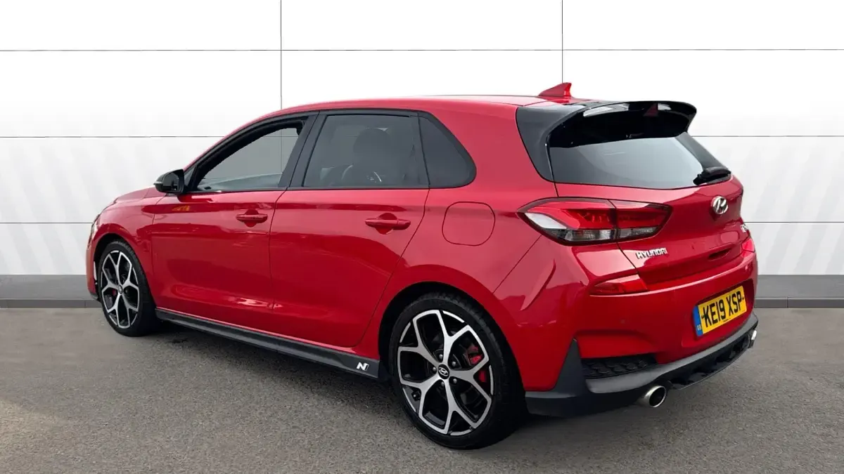 Used Hyundai i30 N Performance 275 HP (202 kW) 2019 Red Hatchback