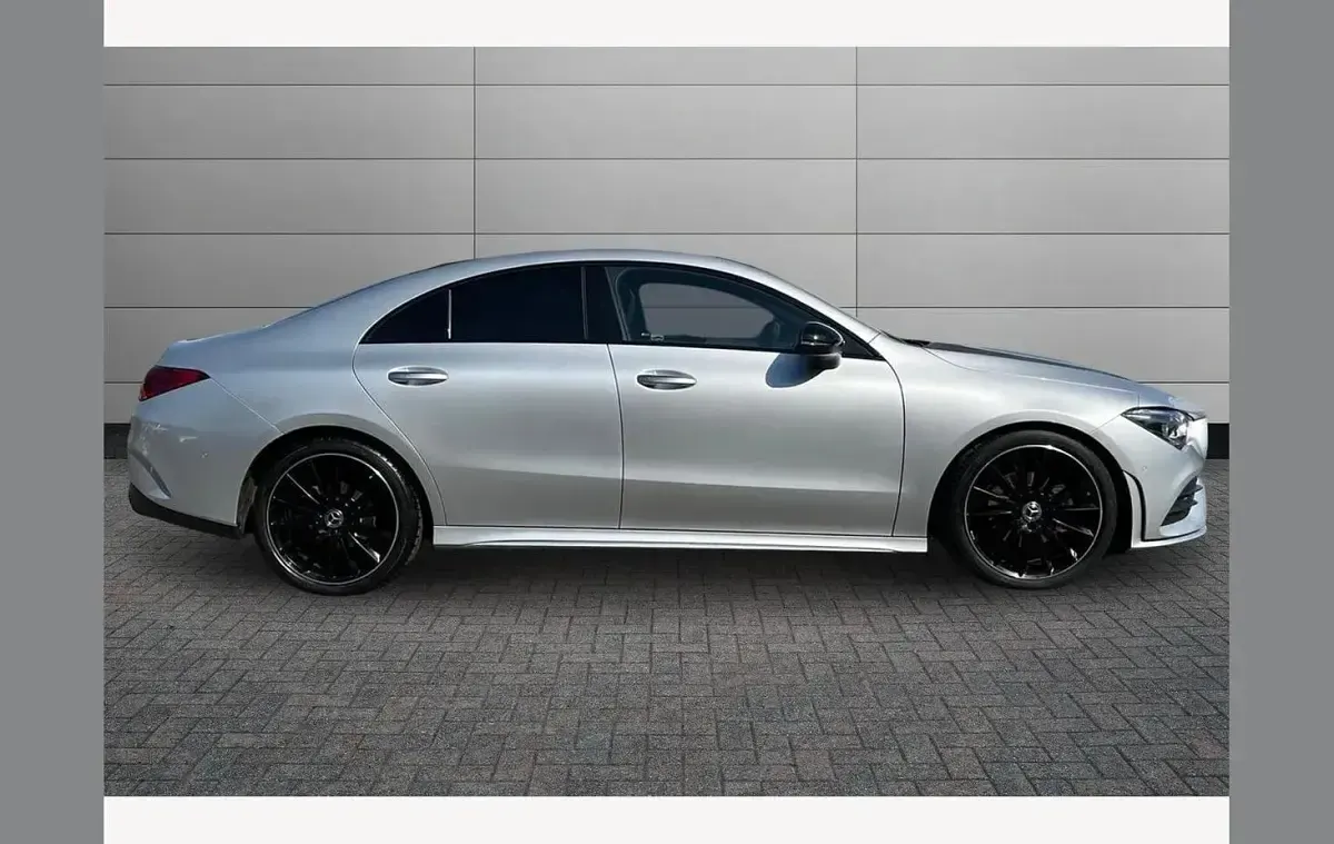 Used Mercedes CLA180 AMG Line Premium Plus 134 HP (98 kW) 2023 Silver Coupe