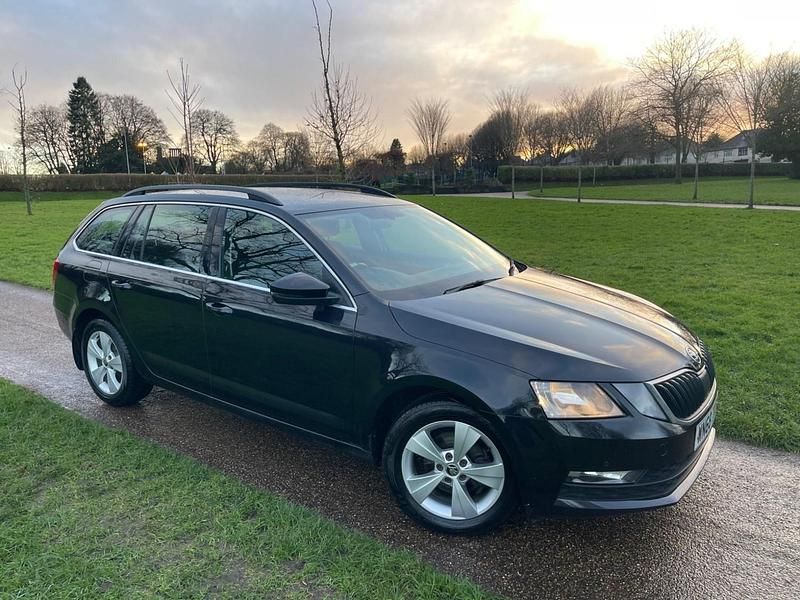 Black Used 2018 Skoda Octavia SE Technology Estate | £6,990 (Fair price) - Image 1/4