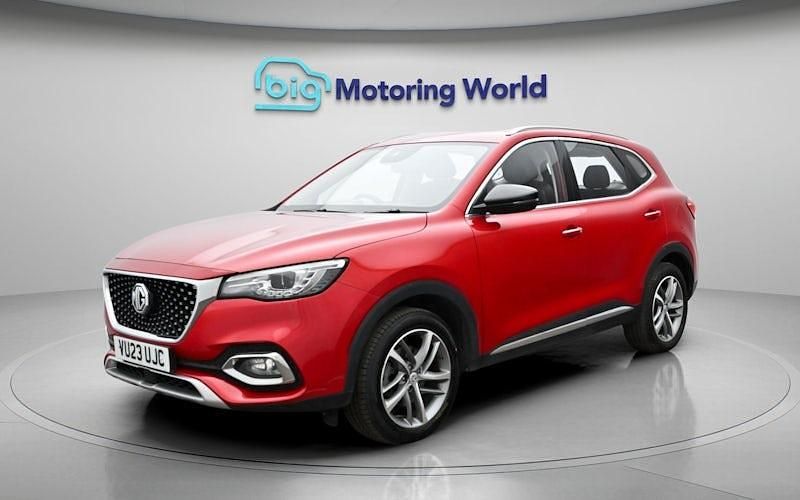 Used MG HS Excite 162 HP (119 kW) 2023 Red SUV