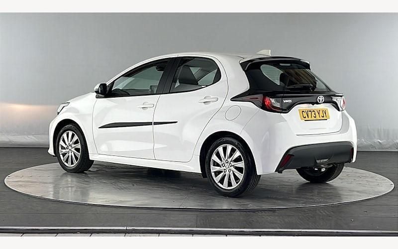 Used Toyota Yaris Hybrid 116 HP (85 kW) 2025 Hatchback