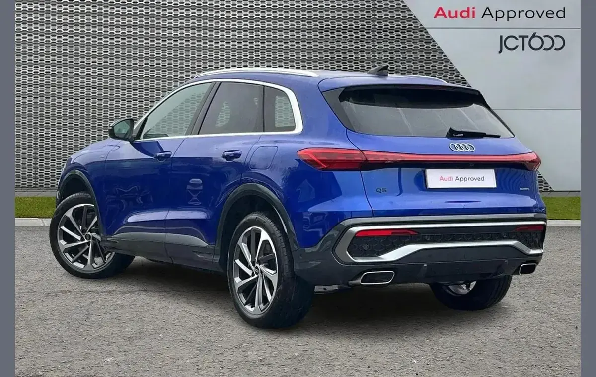 Used Audi Q5 S-Line 295 HP (216 kW) 2026 Blue SUV