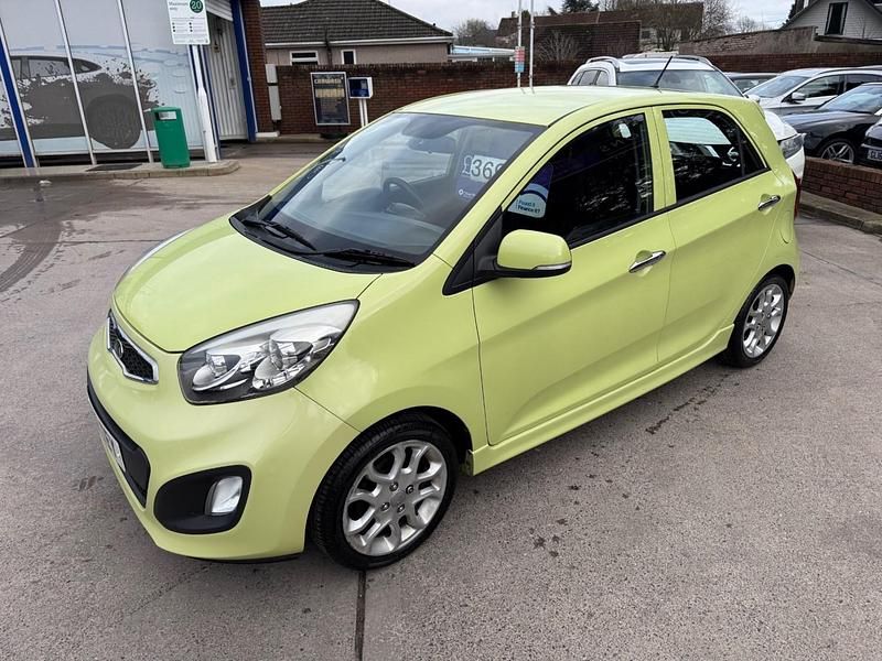 Used Kia Picanto 84 HP (61 kW) 2012 Green Hatchback