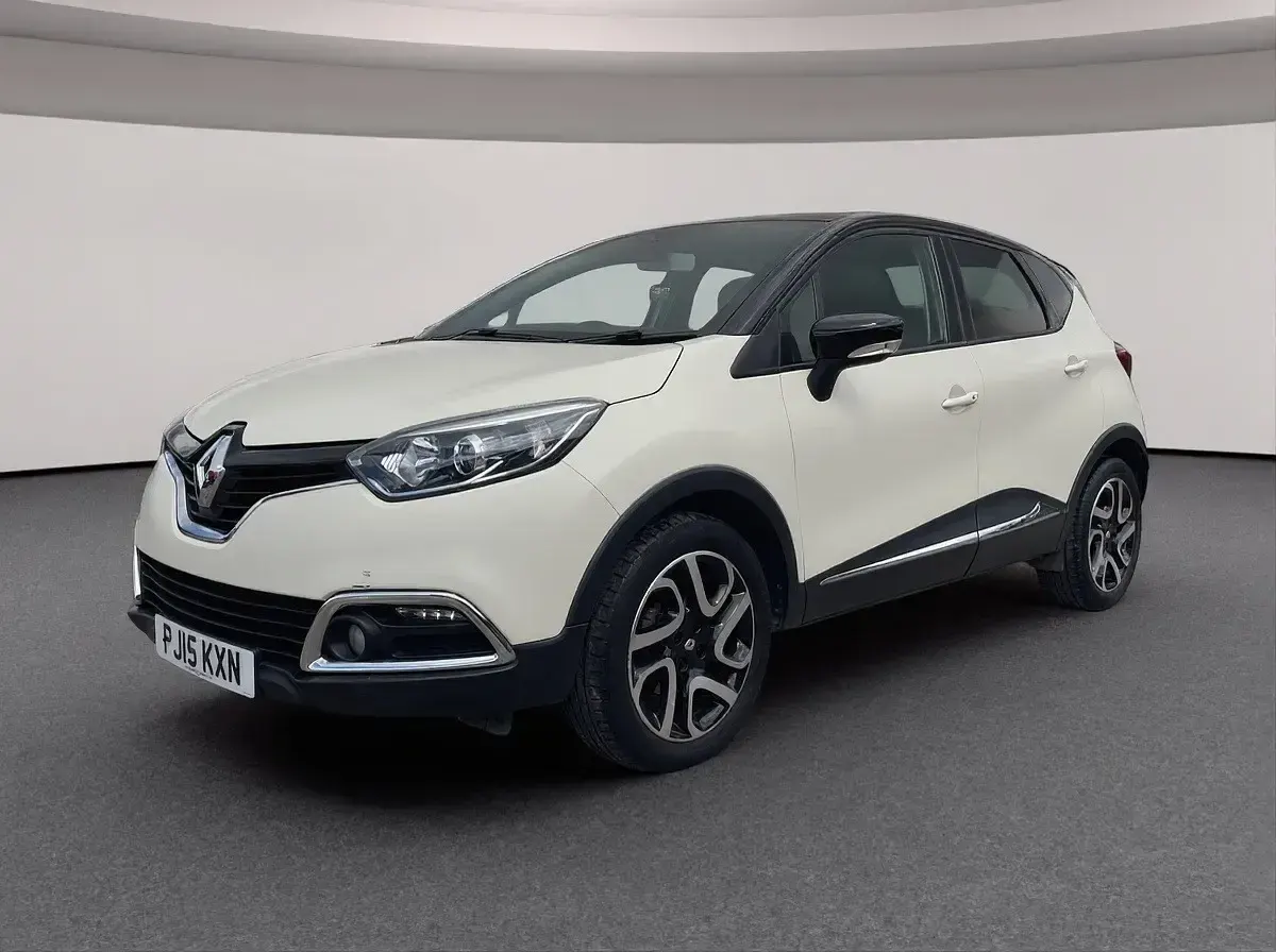 Used Renault Captur Dynamique 90 HP (66 kW) 2015 Ivory SUV