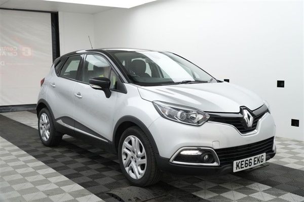 Silver Used 2017 Renault Captur Dynamique SUV | £7,690 (Fair price) - Image 1/1