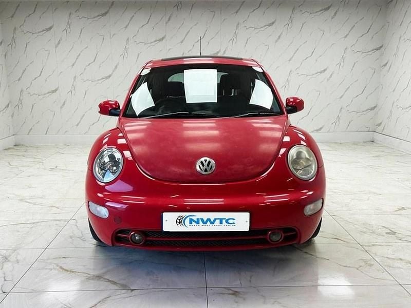 Used VW Beetle 2004 Red Hatchback