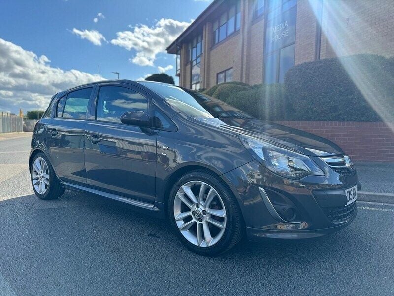 Grey Used 2014 Vauxhall Corsa SRi Hatchback | £3,995 (Good price) - Image 1/4