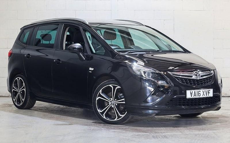 Used Vauxhall Zafira Tourer SRi 170 HP (125 kW) 2016 Black MPV