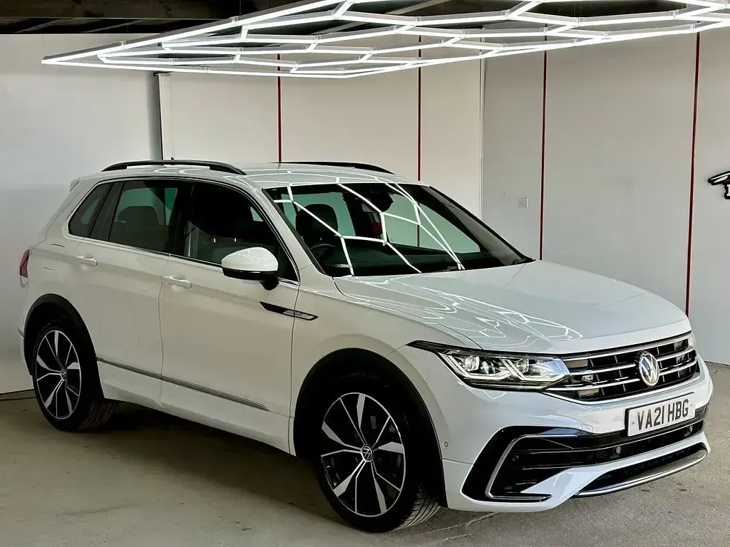 Used VW Tiguan R-line 150 HP (110 kW) 2021 White SUV