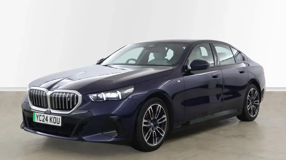 Used BMW i5 M Sport 246 kW (335 HP) 2024 Blue Sedan