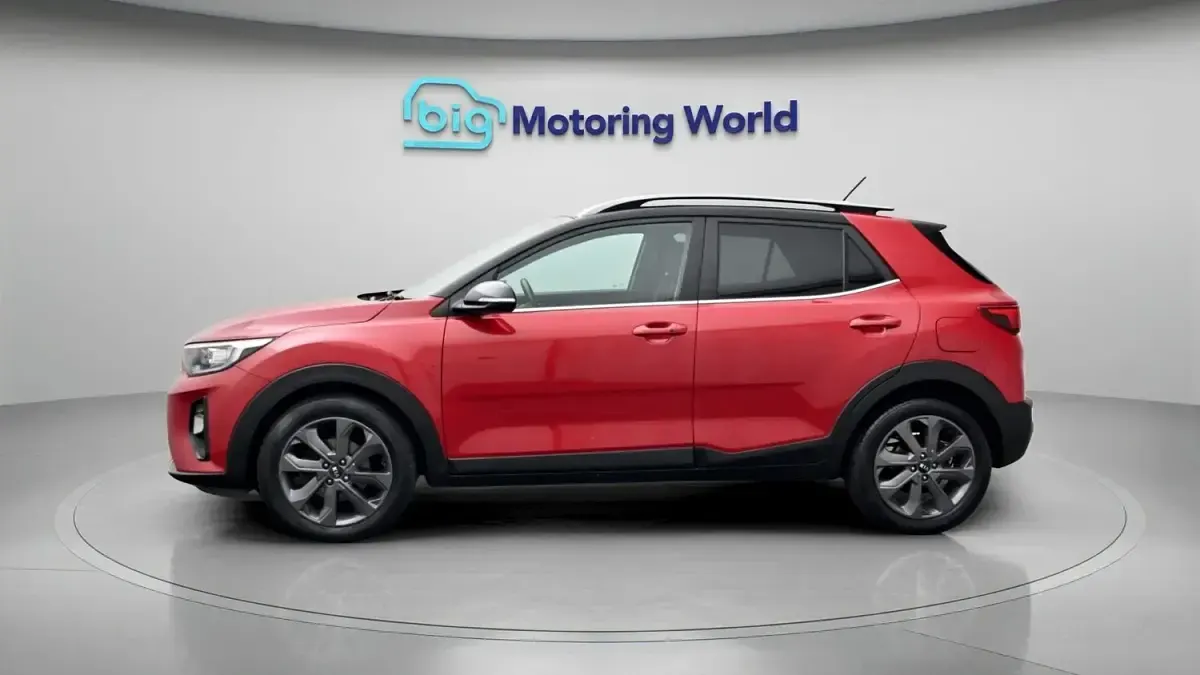 Used Kia Stonic First Edition 110 HP (80 kW) 2017 Red SUV