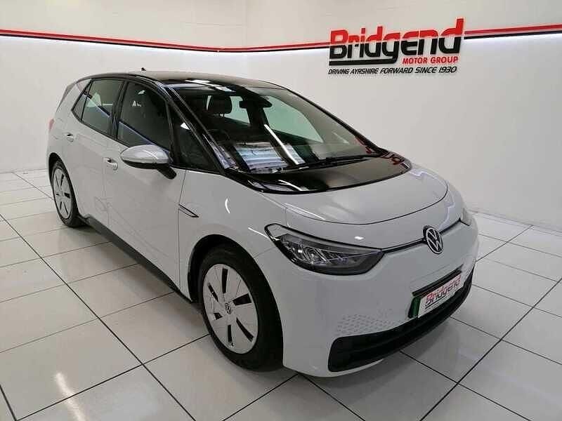 White Used 2021 VW ID.3 Pro Performance Hatchback | £13,492 (Good price) - Image 1/4