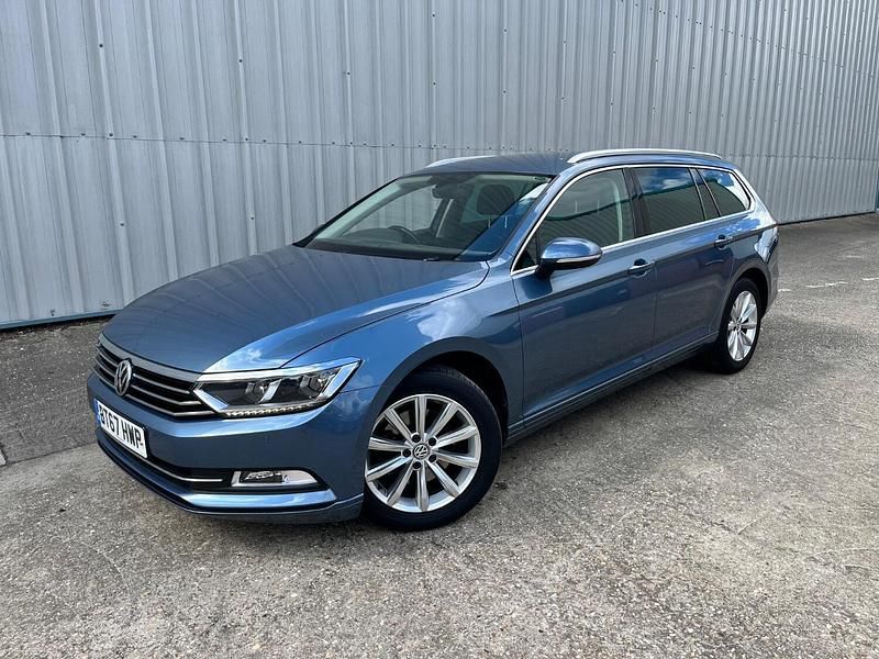 Blue Used 2018 VW Passat Business Estate | £7,750 (Fair price) - Image 1/4
