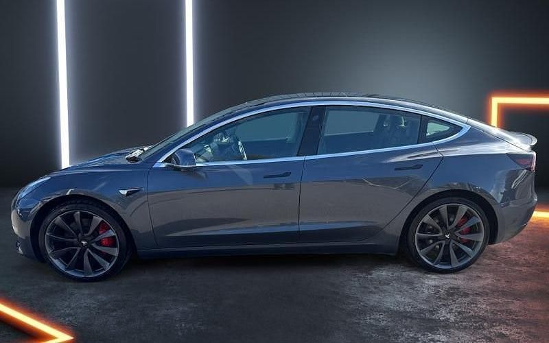 Used Tesla Model 3 Performance 334 kW (455 HP) 2023 Sedan