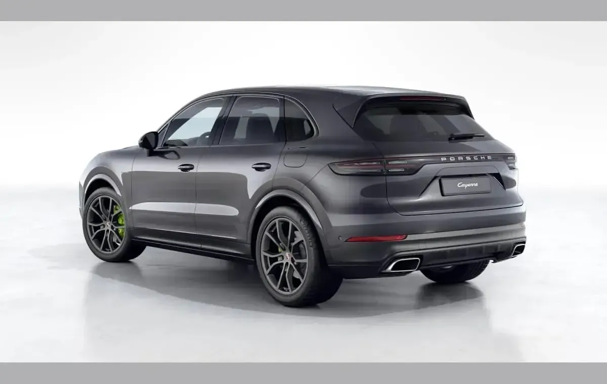 Usado Porsche Cayenne 456 HP (335 kW) 2023 Cinzento SUV