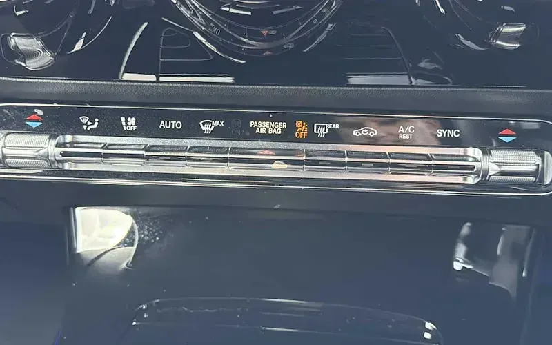 Used Mercedes CLA220 AMG line 190 HP (139 kW) 2019 Blue Coupe