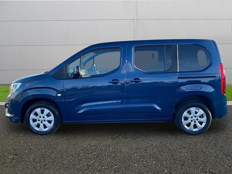 Used Vauxhall Combo 2022 Blue MPV