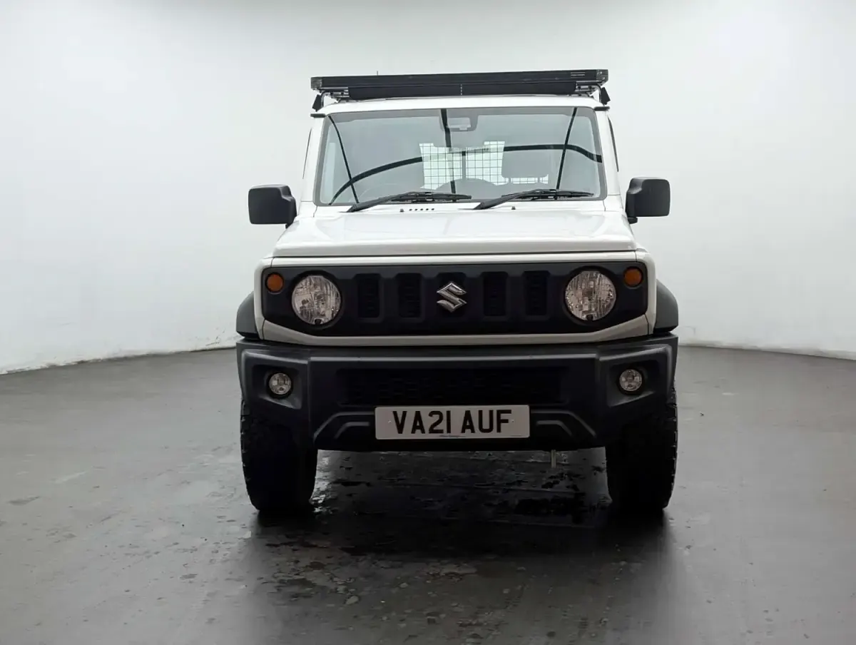 Begagnad Suzuki Jimny 102 HK (75 kW) 2021 Vit SUV