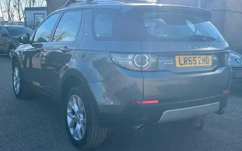 Used Land Rover Discovery Sport HSE 179 HP (131 kW) 2015 Grey SUV