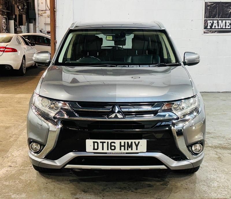 Used Mitsubishi Outlander P-HEV 2016 Grey Estate