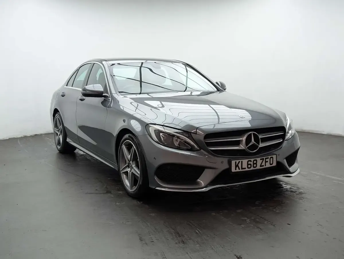 Used Mercedes C200 AMG line 136 HP (100 kW) 2019 Grey Sedan