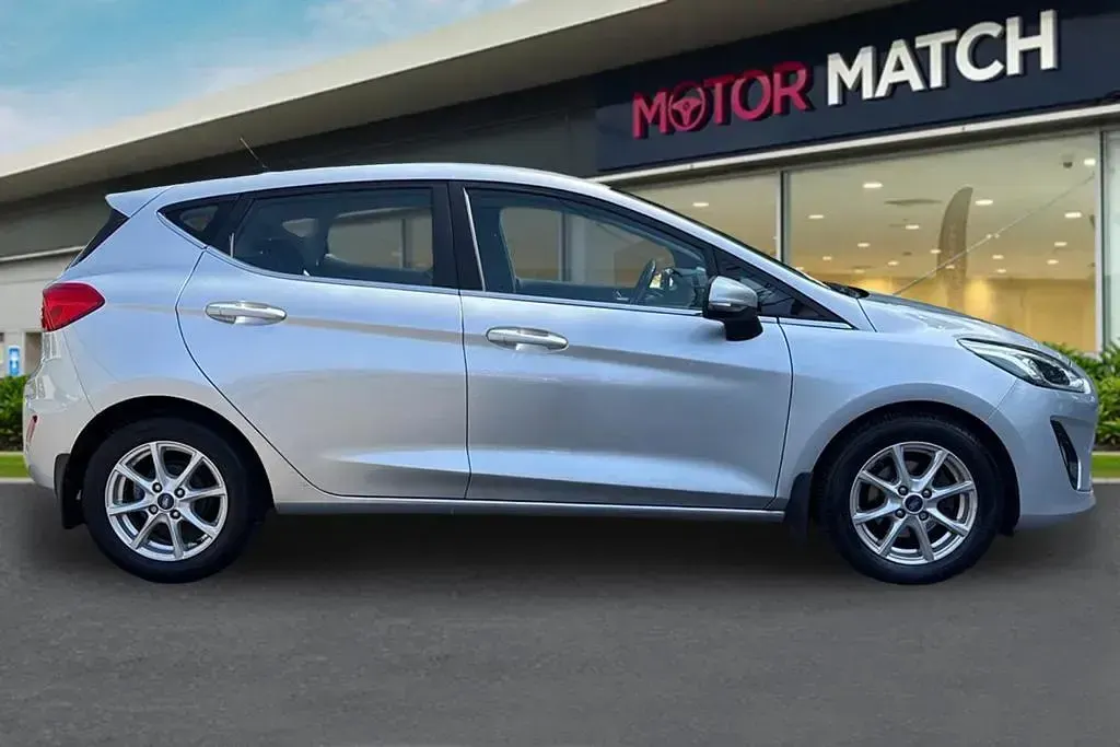 Used Ford Fiesta Zetec 2018 Silver Hatchback