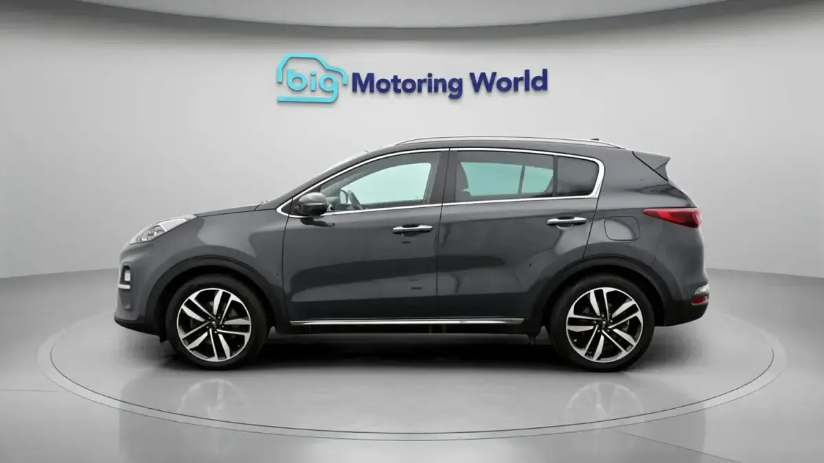 Usado Kia Sportage 136 CV (100 kW) 2020 Gris SUV