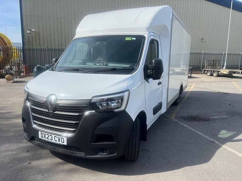 Used Renault Master Business 2023 White MPV
