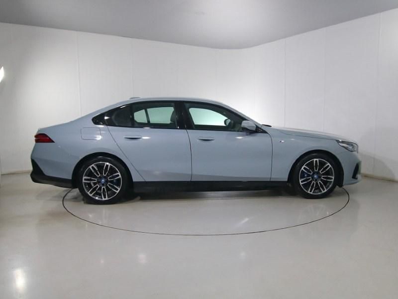Used BMW i5 M Sport 250 kW (340 HP) 2025 Grey Sedan