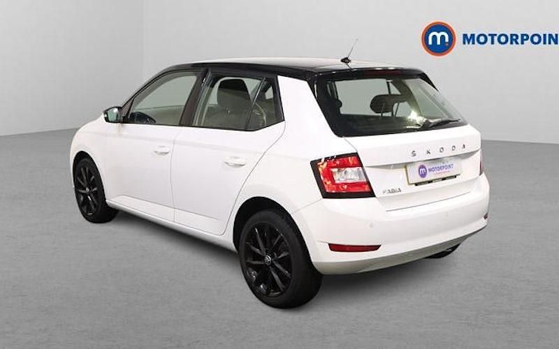 Used Skoda Fabia Colour Edition 60 HP (44 kW) 2021 Hatchback