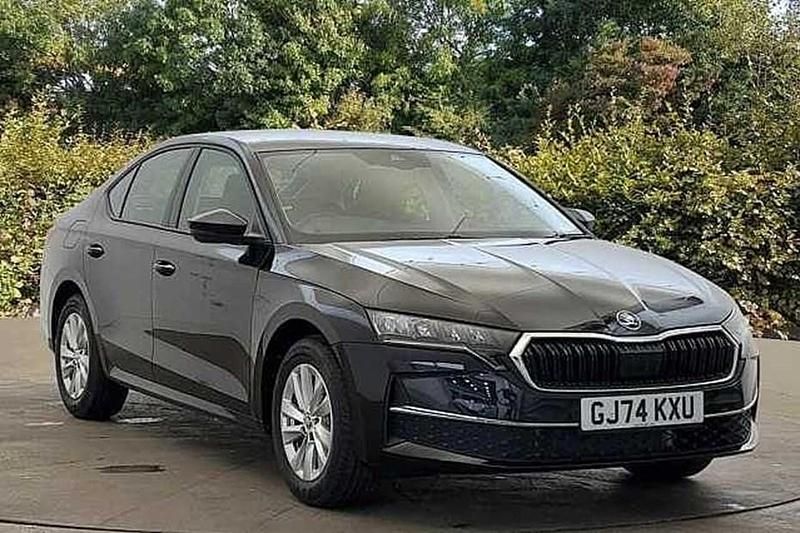 Black magic pearl effect Used 2024 Skoda Octavia SE Technology Hatchback | £21,990 (Fair price) - Image 1/1
