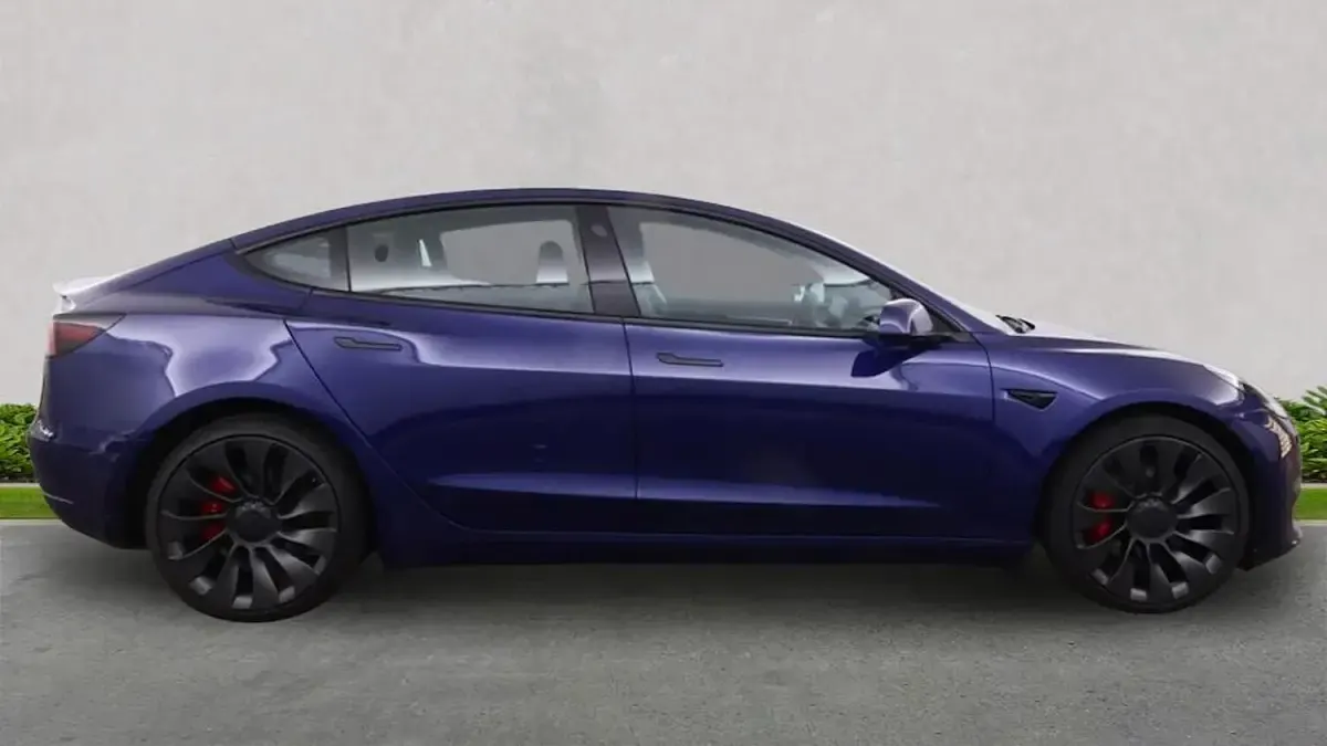 Used Tesla Model 3 Performance 461 kW (627 HP) 2023 Blue Sedan