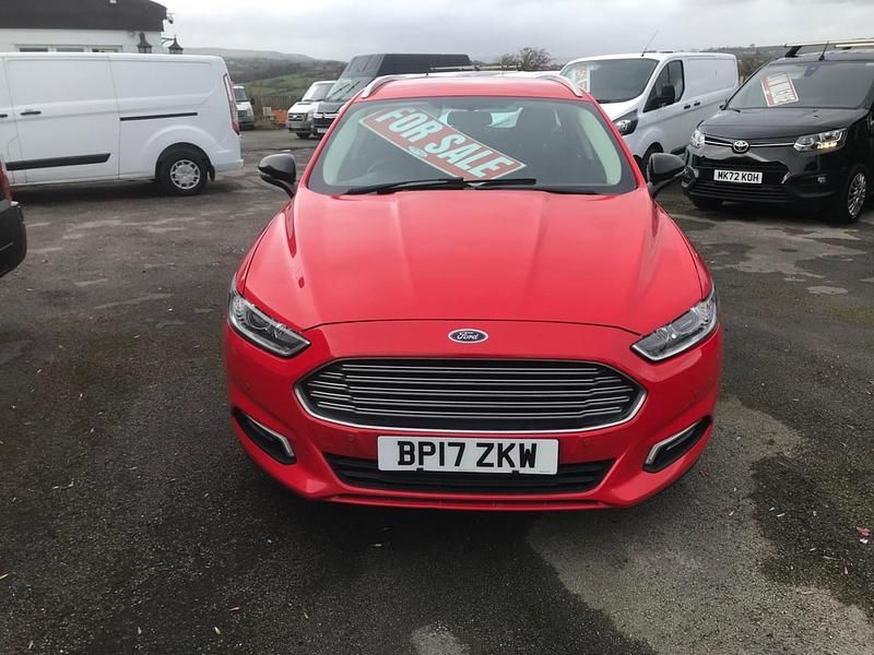 Used Ford Mondeo Zetec 2017 Red Estate