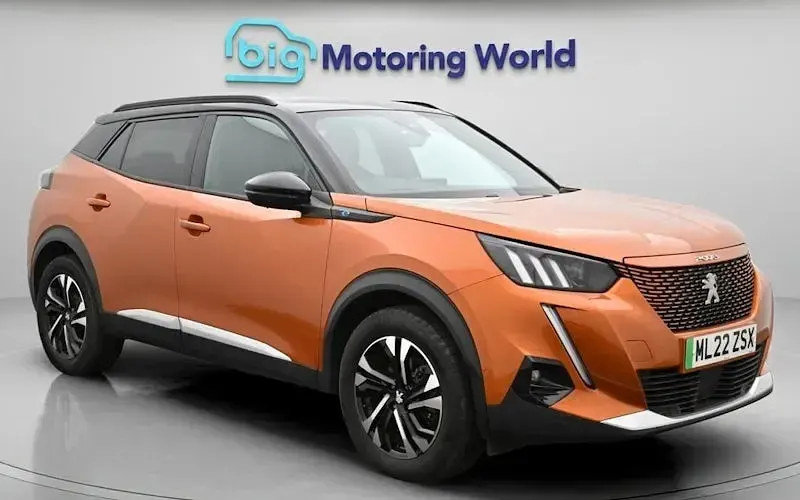 Used Peugeot e-2008 GT 100 kW (136 HP) 2022 SUV