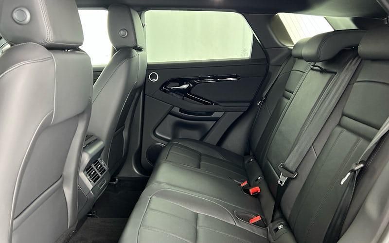 Used Land Rover Range Rover evoque SE Dynamic 269 HP (197 kW) 2026 Hatchback